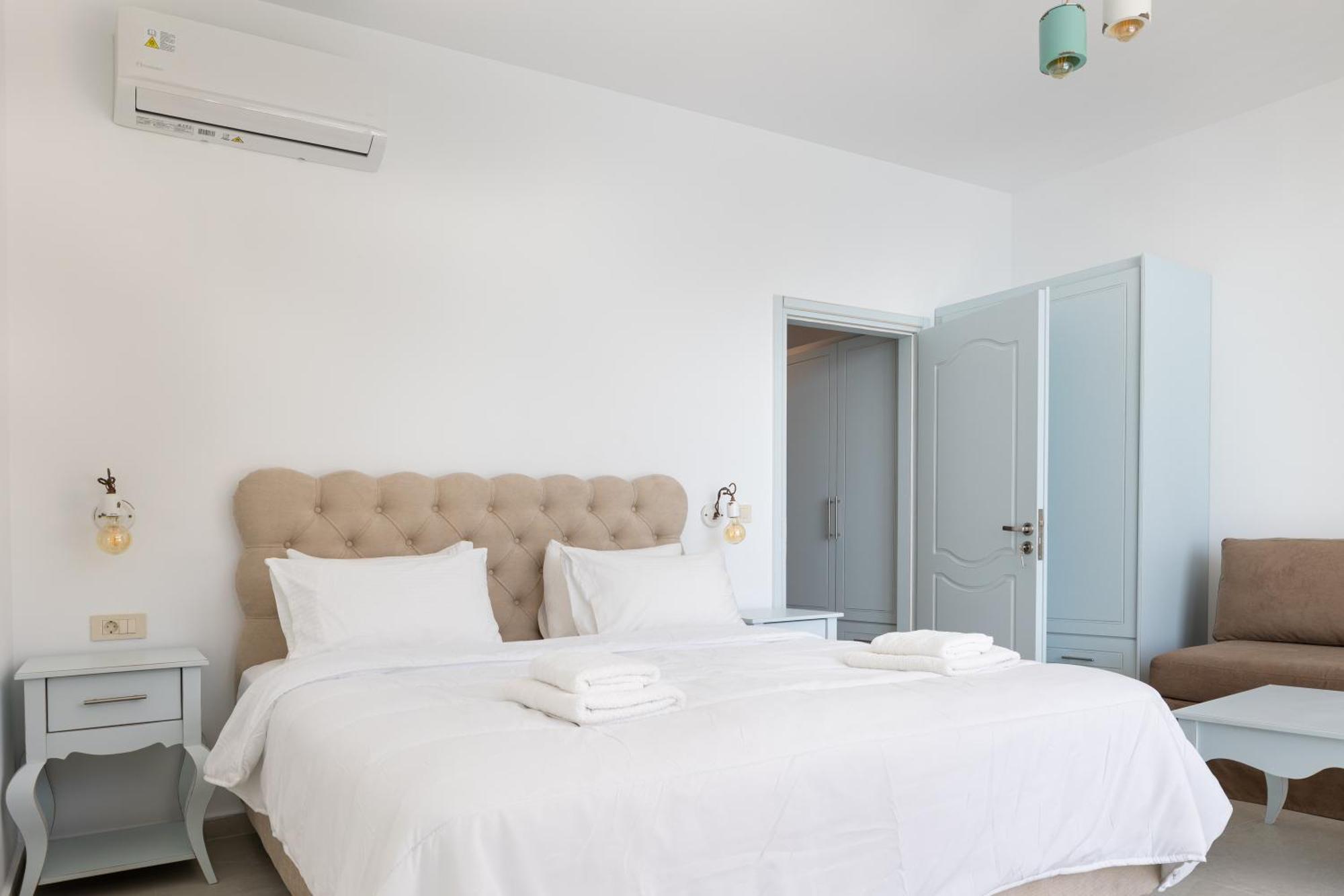 Molos Apartments Lutró Habitación foto